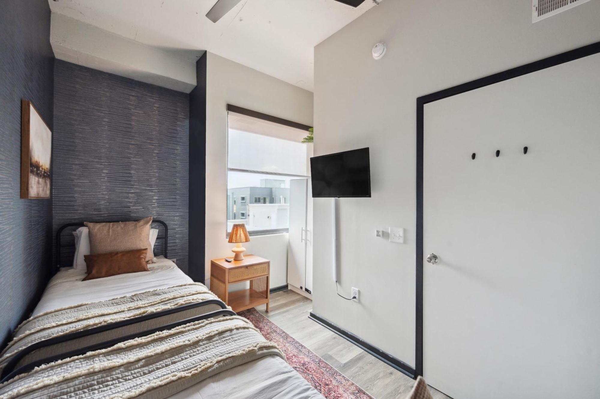 Large 3Br Apts & Studios, Free Parking, Gym, Game Room Филадельфия Экстерьер фото