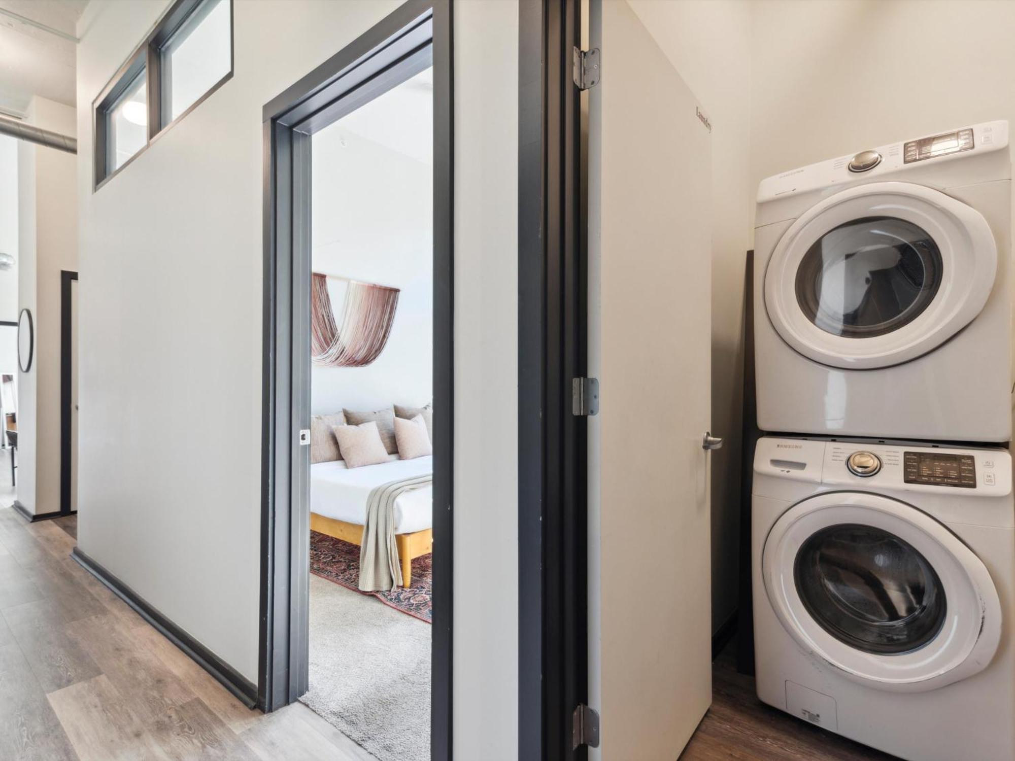 Large 3Br Apts & Studios, Free Parking, Gym, Game Room Филадельфия Номер фото